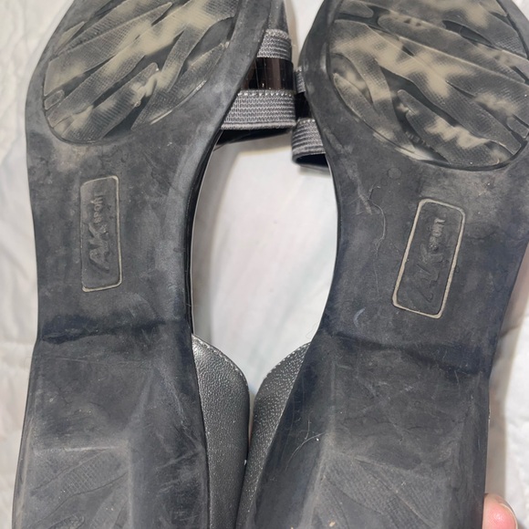 Womens Anne Klein Silver Flats - Picture 7 of 7